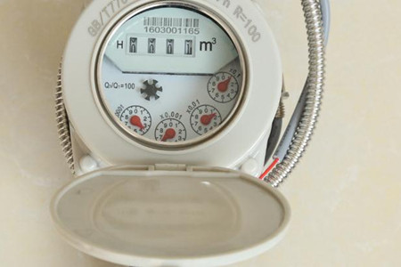 如何知道IC卡預(yù)付費(fèi)水表電池沒電了？